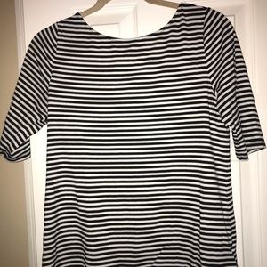 Old Navy short sleeve striped shirt